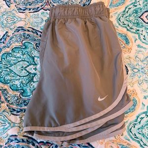 grey nike shorts!!!!